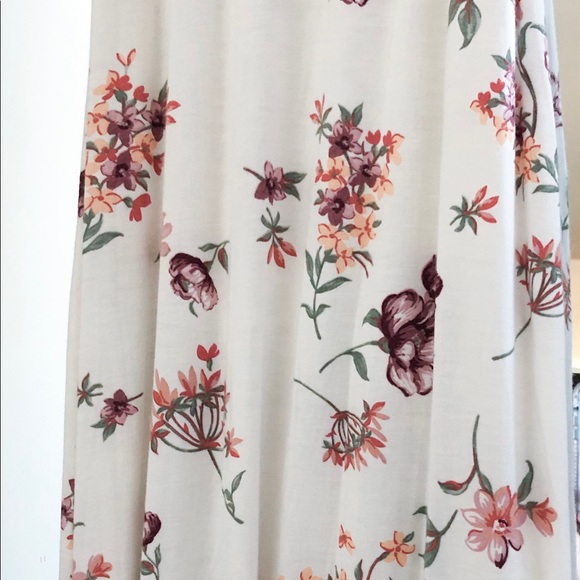 Brandy Melville Floral Dress - Like New! - Picture 2 of 5